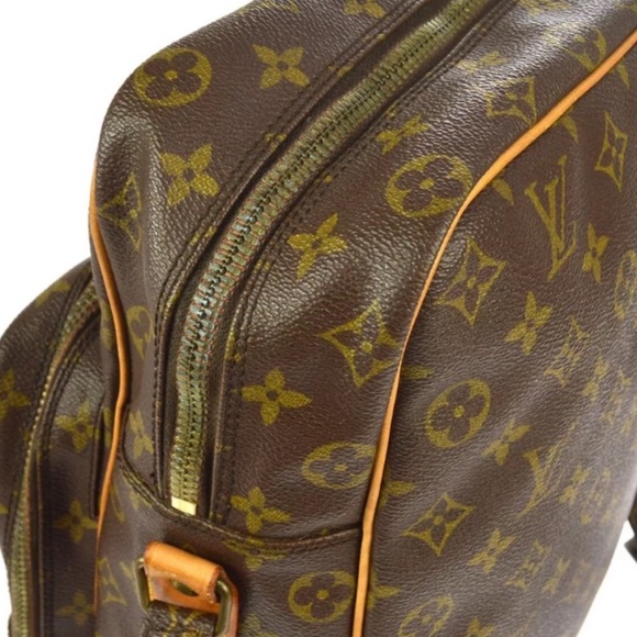 LOUIS VUITTON AMAZON GM CROSSBODY MESSENGER BAG - Picture 7 of 10